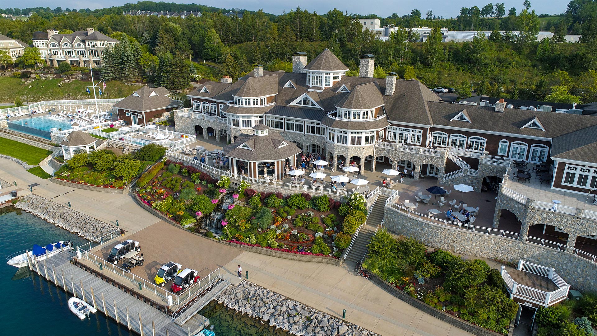 Bay Harbor Yacht Club – Clubhouse - Reality