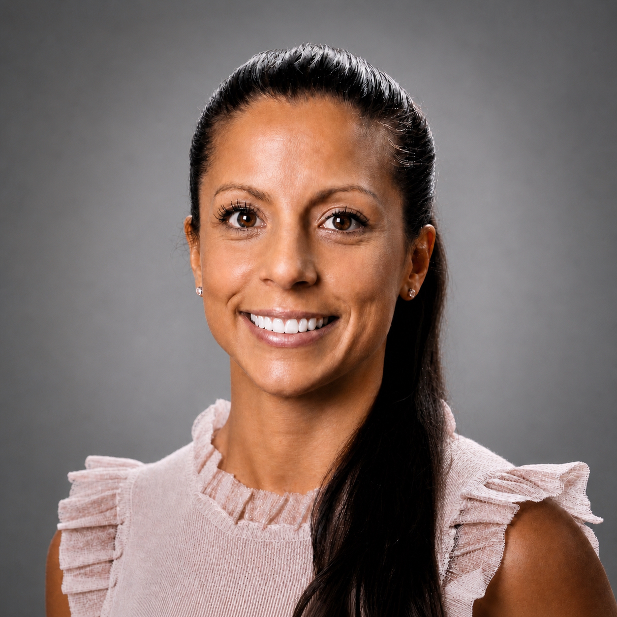 M. Eugenia Miguez Matze Headshot